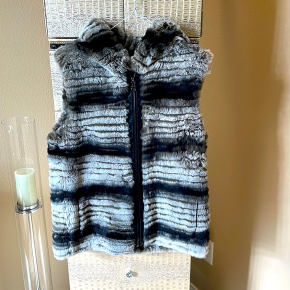 Byte Byteso Jackets & Blazers - Chinchilla Hooded Vest